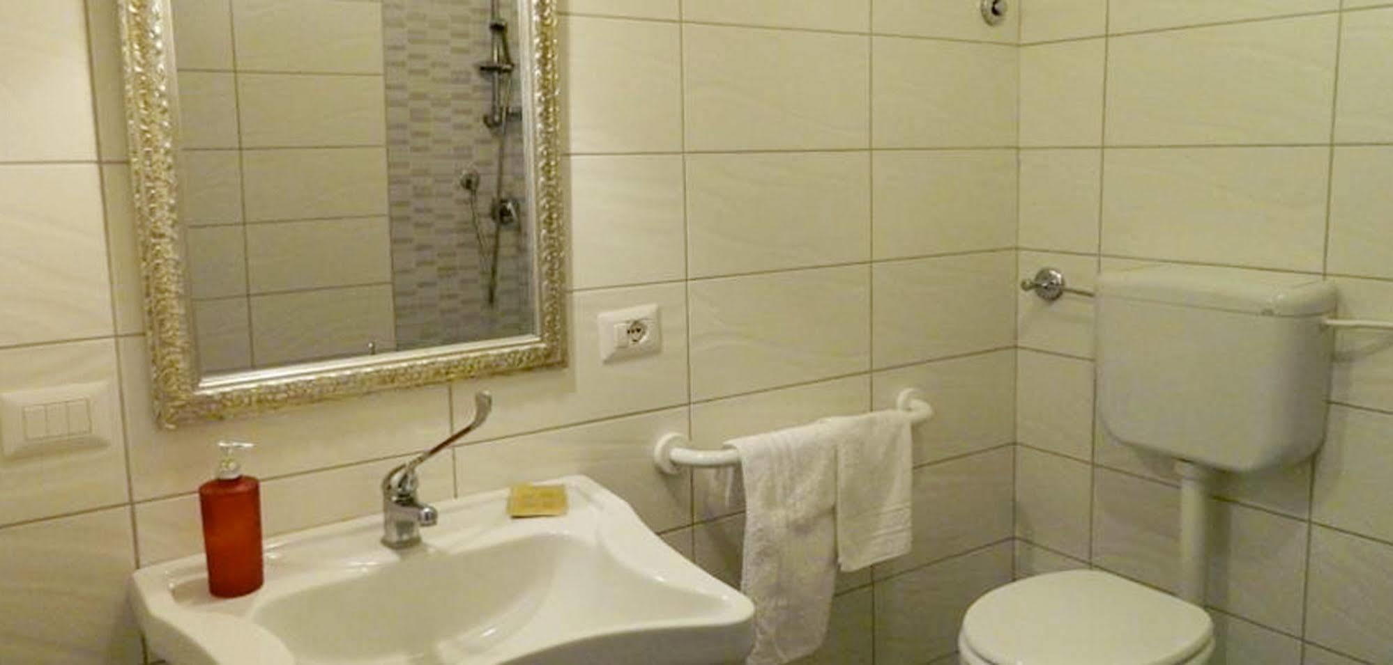 Crispi Rooms 카타니아 외부 사진